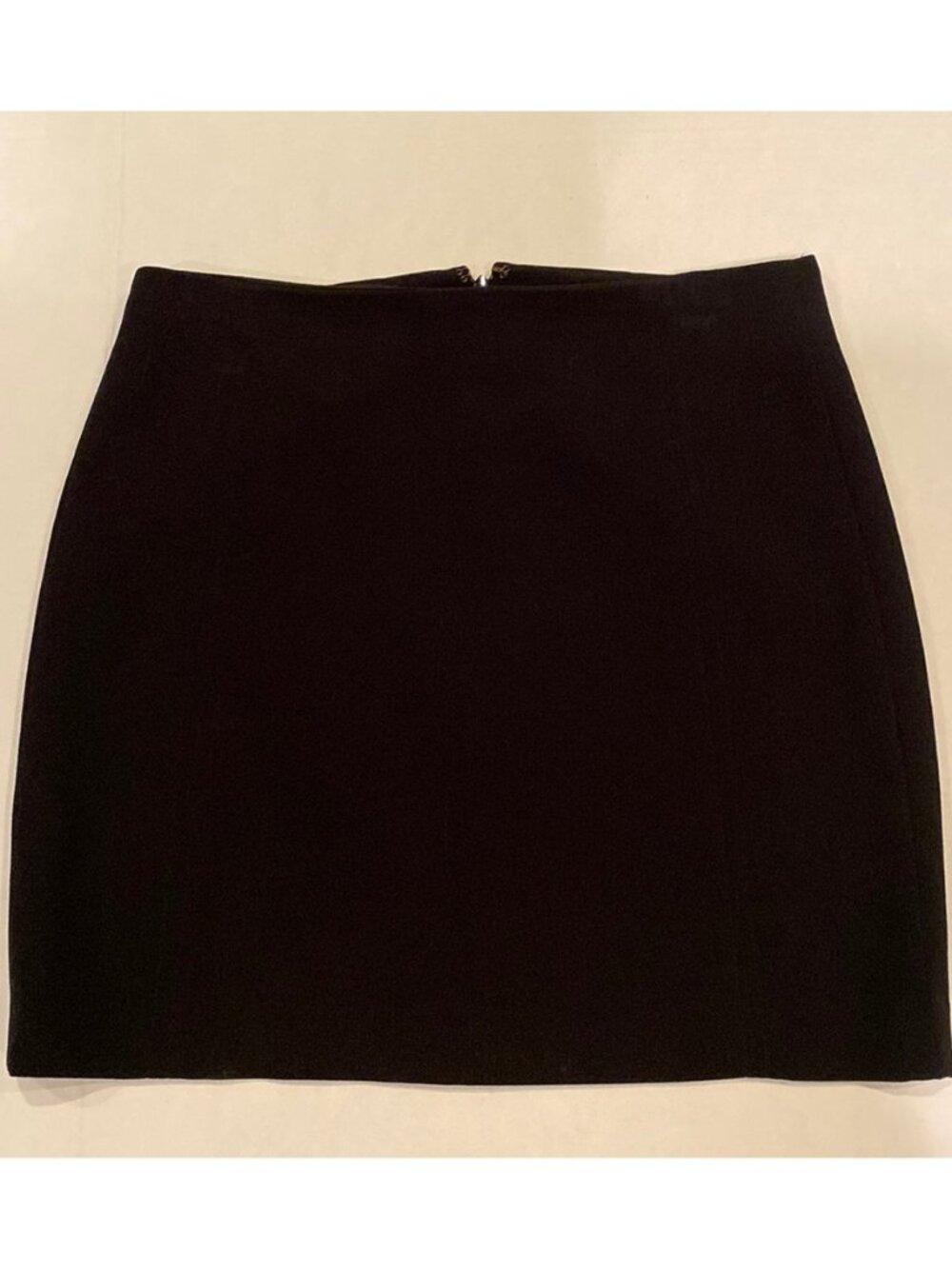 Black. Size XS